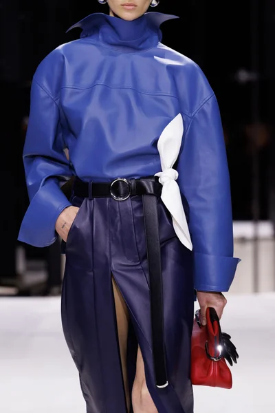 Look 42